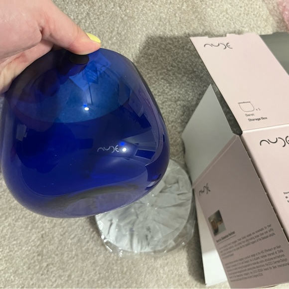 nude glass Blue Glass Small Beret Vessel Vase Storage Box Brand New in box! - Picture 4 of 7